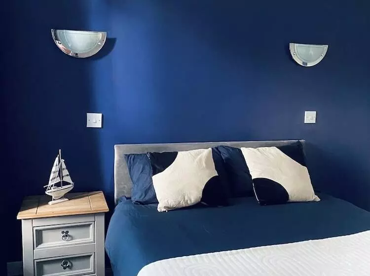 Отель Blue Bell