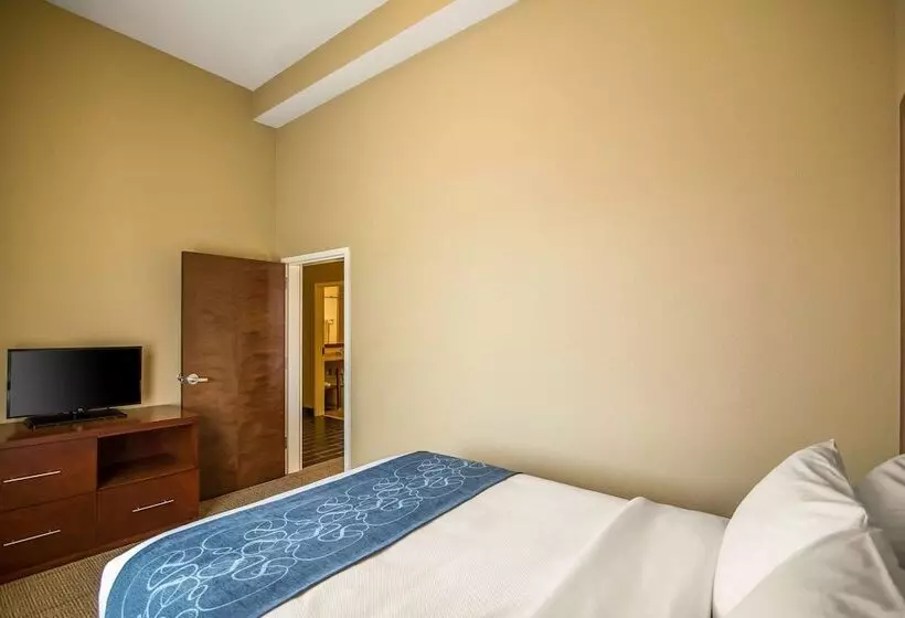 فندق Comfort Suites Dodge City