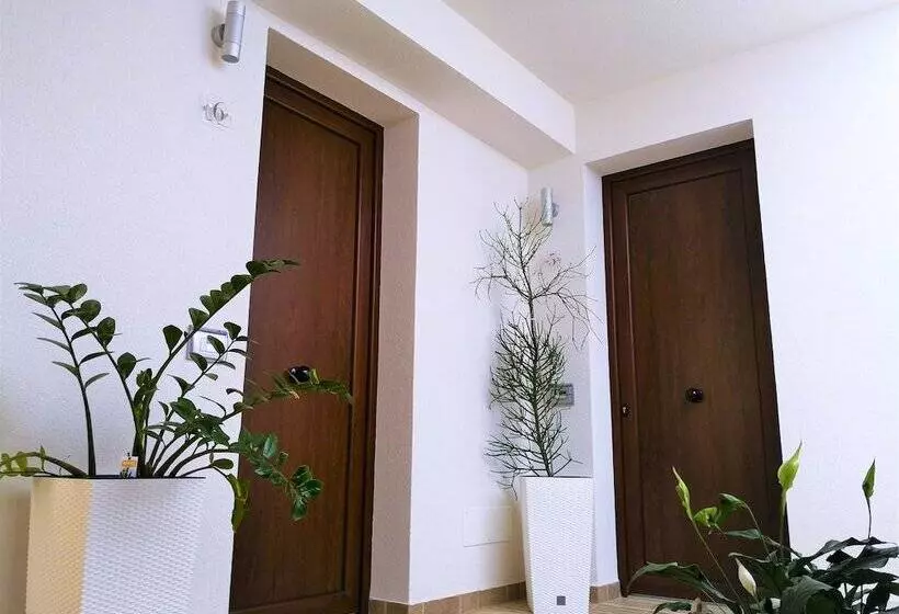 Отель Perla Gaia