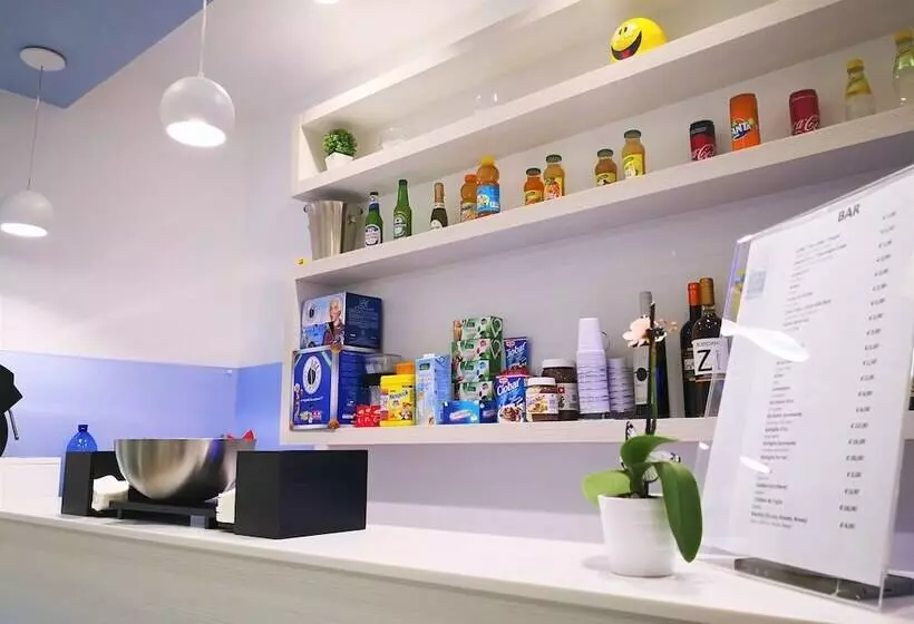 Отель Perla Gaia