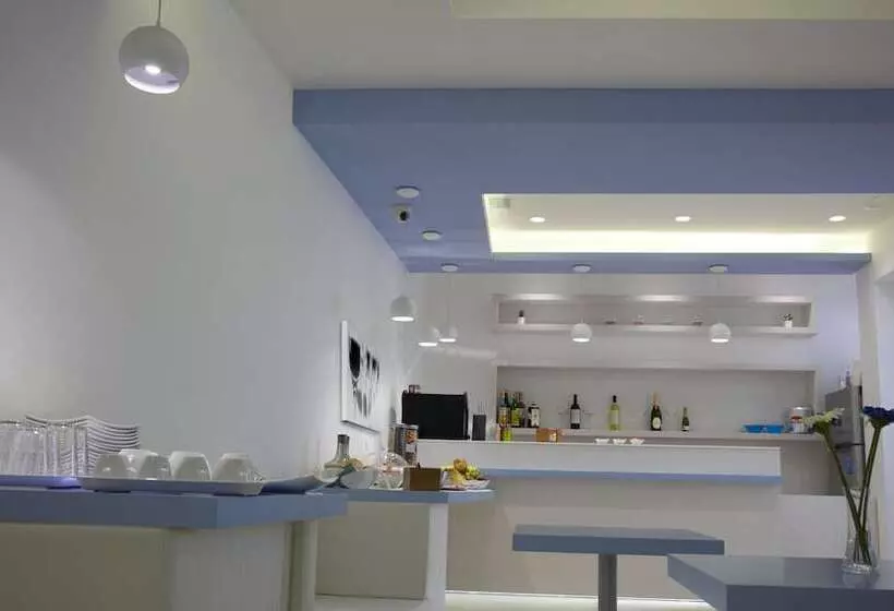 Отель Perla Gaia