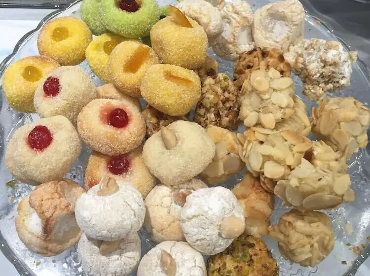 Отель Perla Gaia