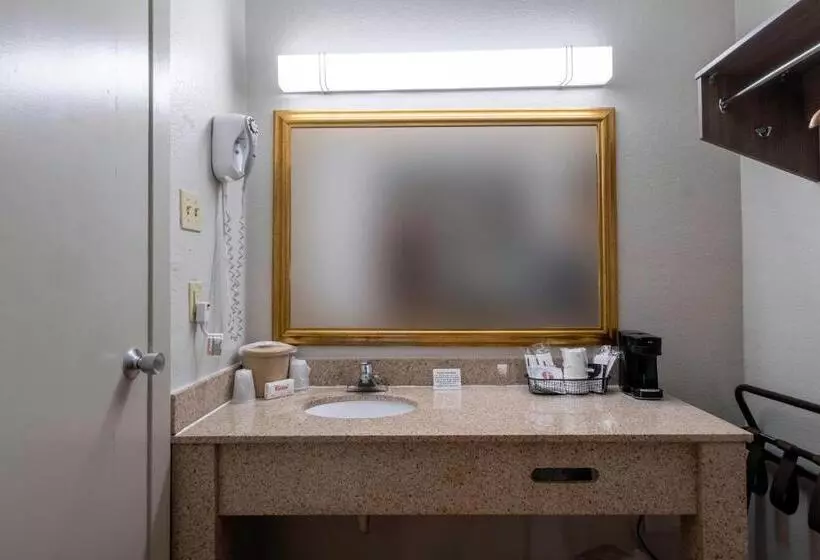 酒店 Red Roof Inn Charlottesville