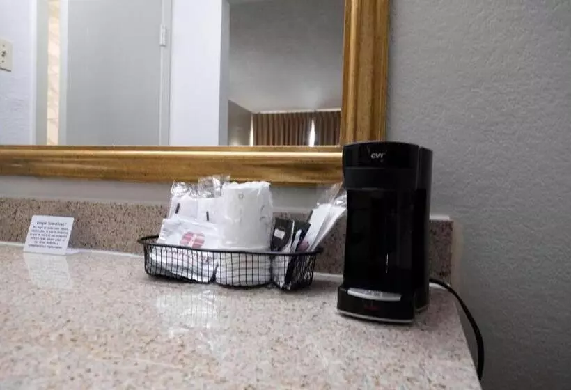 酒店 Red Roof Inn Charlottesville