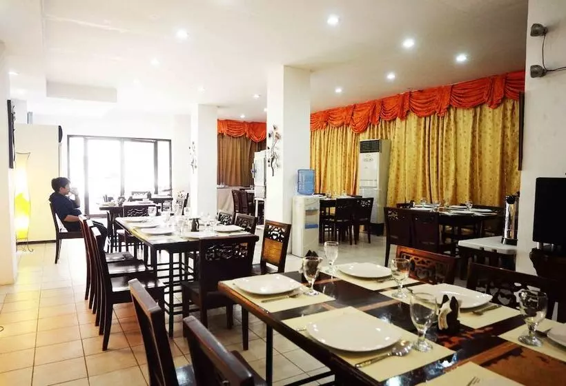 בית מלון כפרי Reyna S The Haven And Gardens