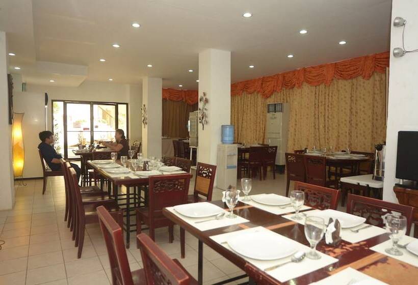 Szálloda Reyna S The Haven And Gardens