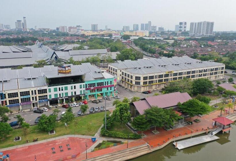 هتل Riverfront Sentral Boutique