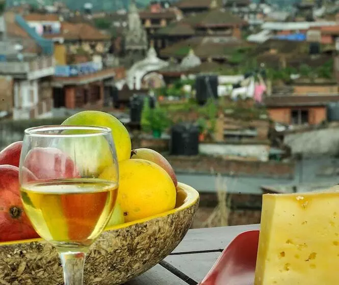 هتل Thagu Chhen A Boutique