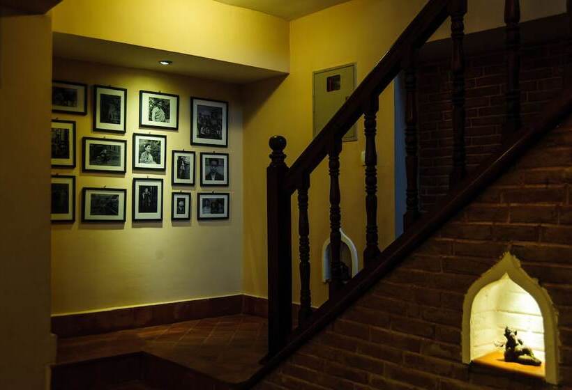 هتل Thagu Chhen A Boutique