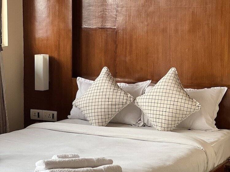 هتل Thagu Chhen A Boutique