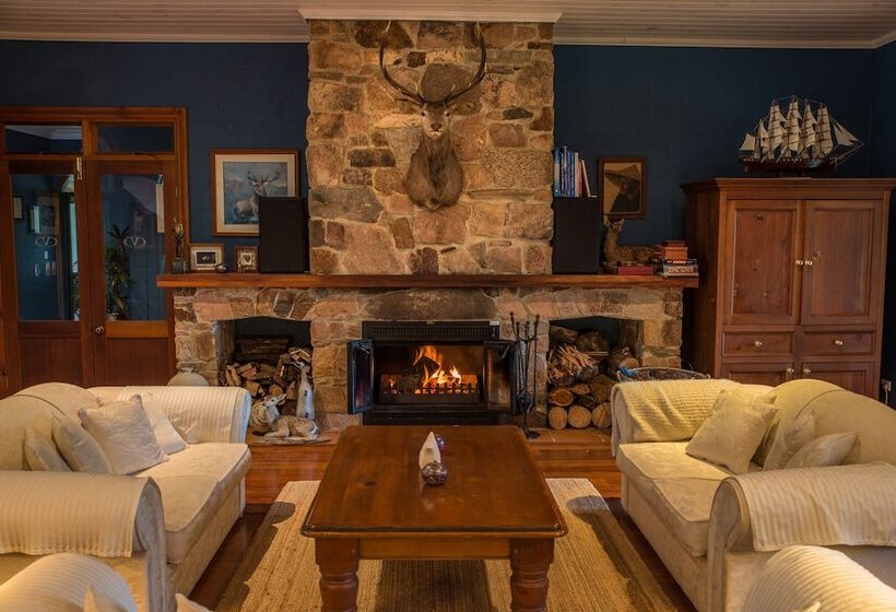 بنسيون Victorias At Ewingsdale