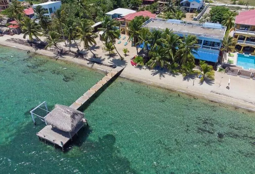 Resort Parrot Cove Lodge