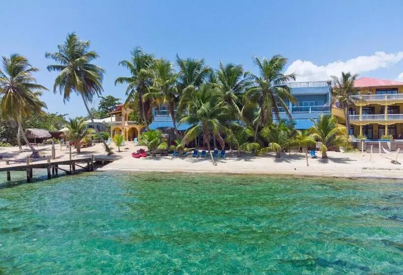 Resort Parrot Cove Lodge