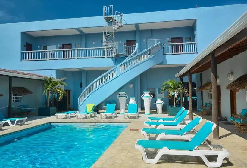 Resort Parrot Cove Lodge