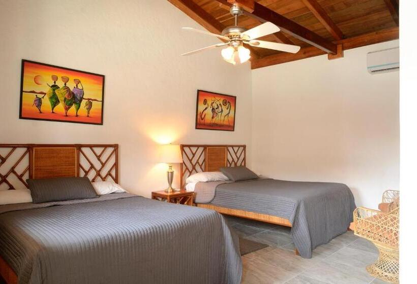 リゾートホテル Parrot Cove Lodge