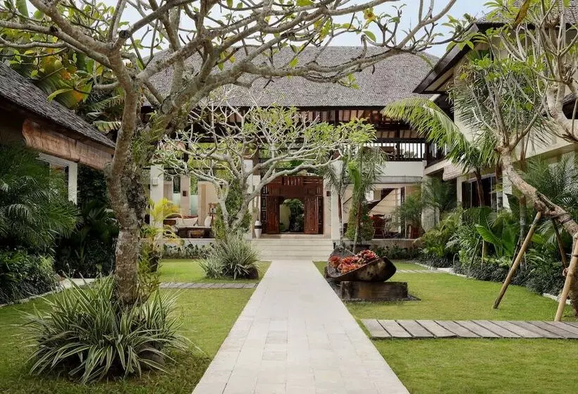 אתר נופש Villa Nelayan By Nakula