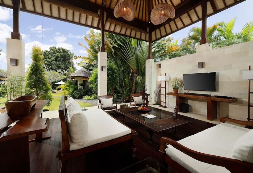 リゾートホテル Villa Nelayan By Nakula