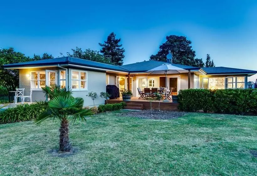 The Farmhouse At Mission Estate