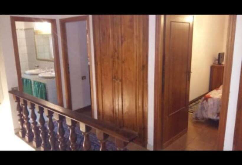 פנסיון Casetta Verde Economy Twin Room