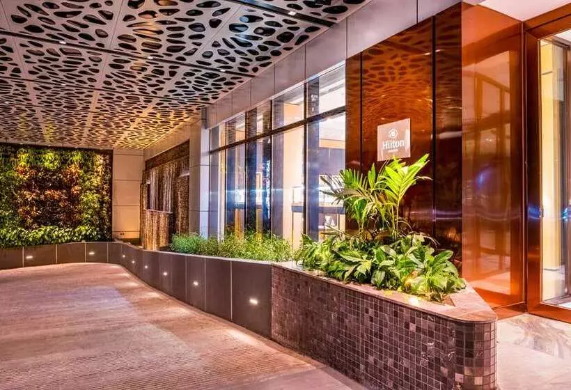 هتل Hilton Kinshasa