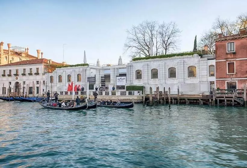 پانسیون San Marco Design Suites