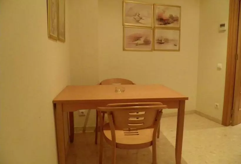 Apartaments St. Jordi Comtal