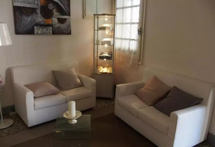 تختخواب و صبحانه 19 Borgo Cavour