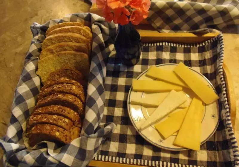 Aamiaismajoitus (B&B) Sartivista