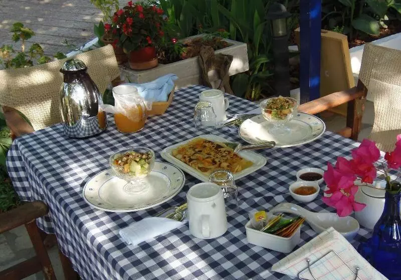 Aamiaismajoitus (B&B) Sartivista