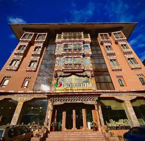 هتل 33 Soksoom Centre For Well Being & Happinesss