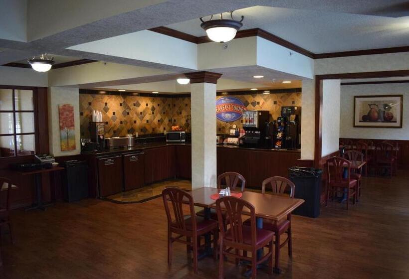 Hotel Baymont By Wyndham Yakima Riverfront