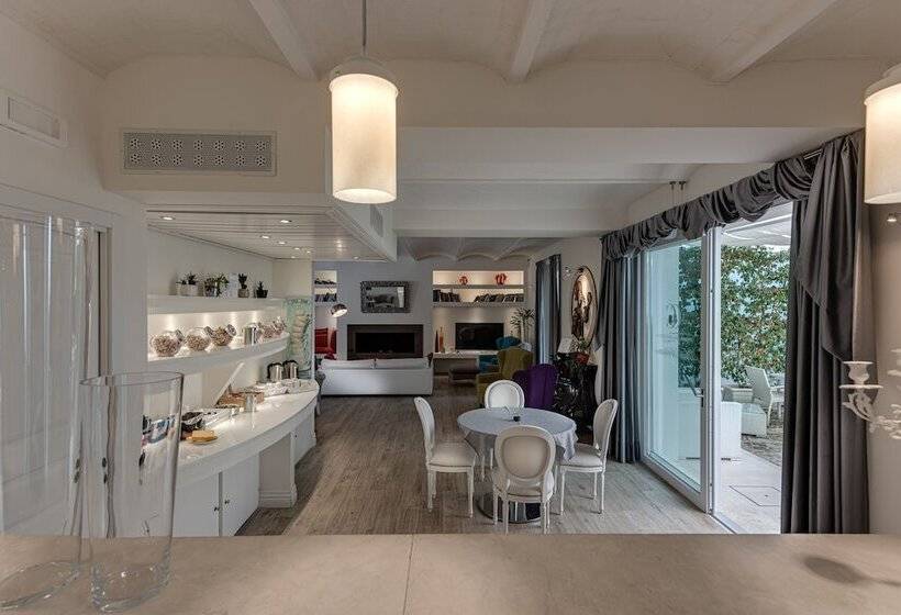 ホテル Boutique Villa Liberty   Dépendance   Borgo Capitano Collection   Albergo Diffuso