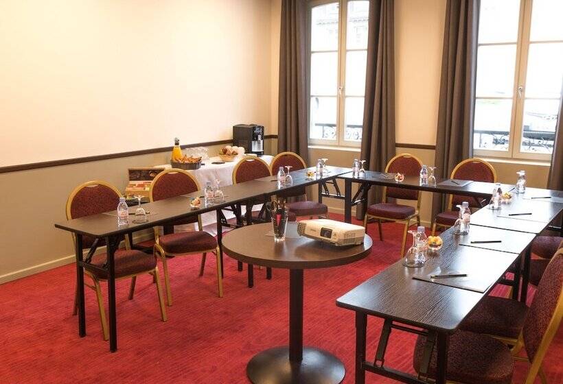 فندق Castel Maintenon   Handwritten Collection