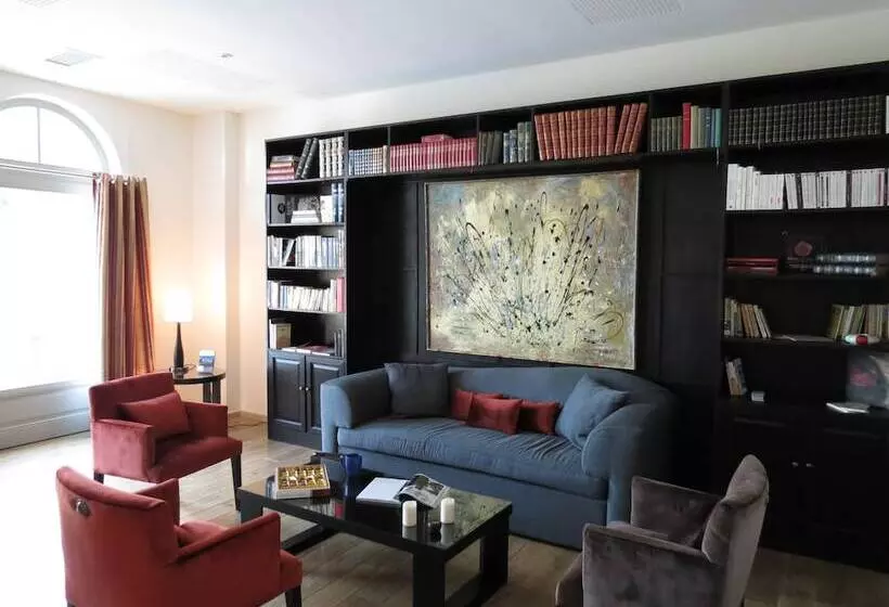 ホテル Castel Maintenon   Handwritten Collection