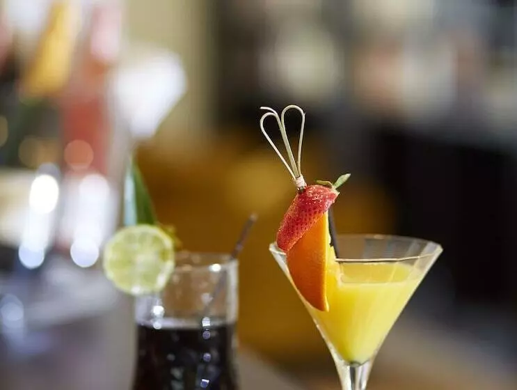 ホテル Castel Maintenon   Handwritten Collection