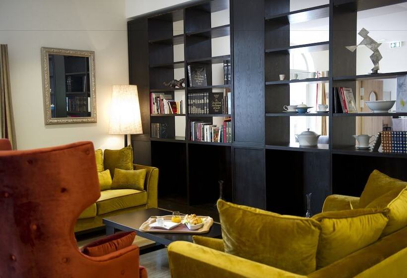 فندق Castel Maintenon   Handwritten Collection