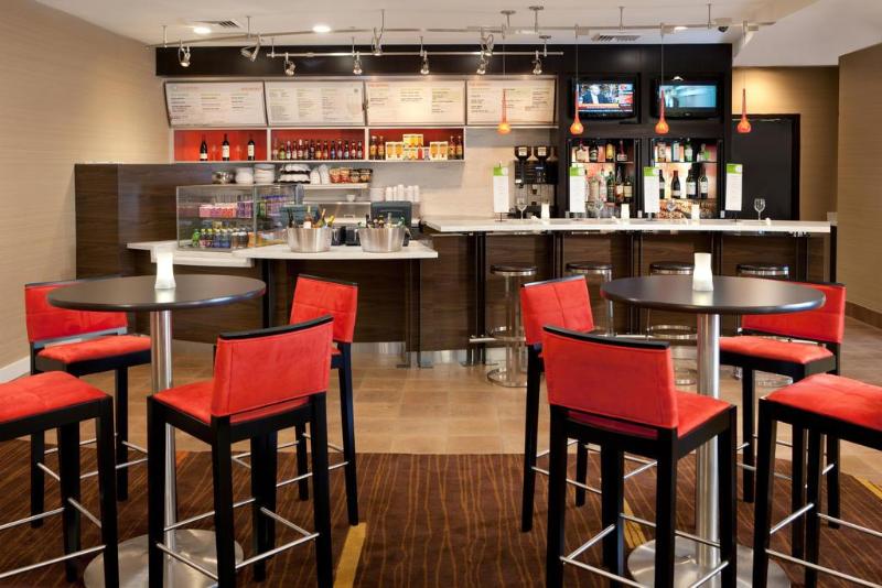 Отель Courtyard Milpitas Silicon Valley