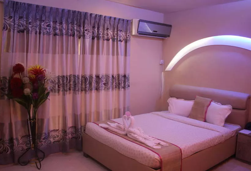Hotel Dhaka