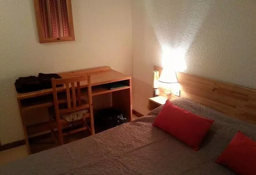 호텔 Hôtel Du Bourg