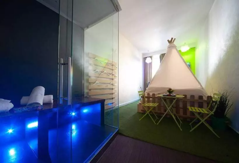 هتل Guesthouse O Affittacamere Irooms Campo Dei Fiori