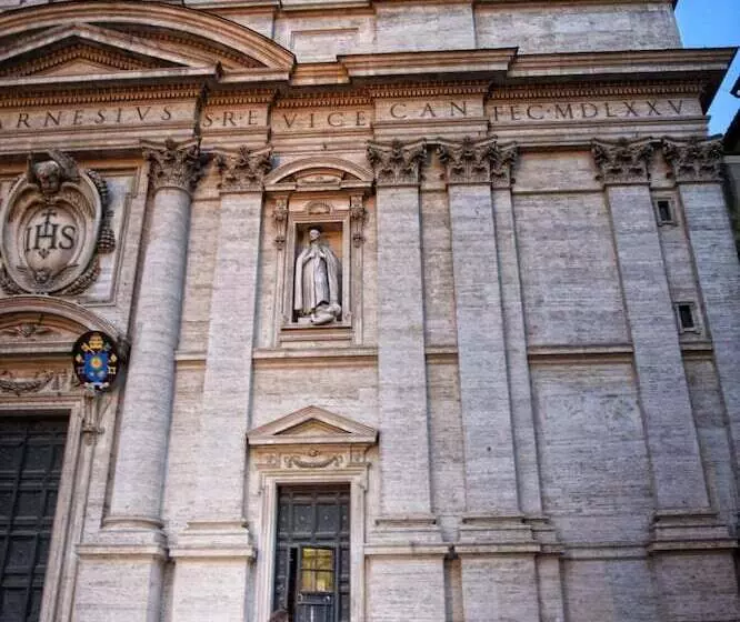 هتل Guesthouse O Affittacamere Irooms Campo Dei Fiori