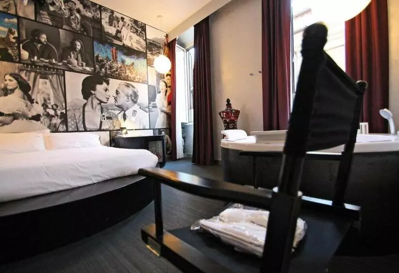هتل Guesthouse O Affittacamere Irooms Campo Dei Fiori