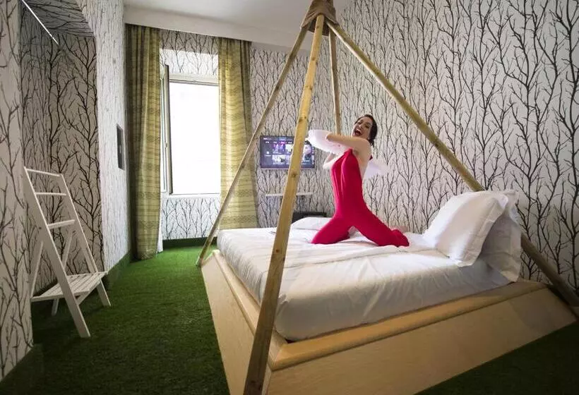 هتل Guesthouse O Affittacamere Irooms Campo Dei Fiori