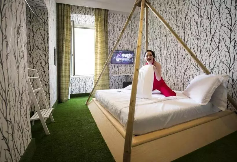 هتل Guesthouse O Affittacamere Irooms Campo Dei Fiori