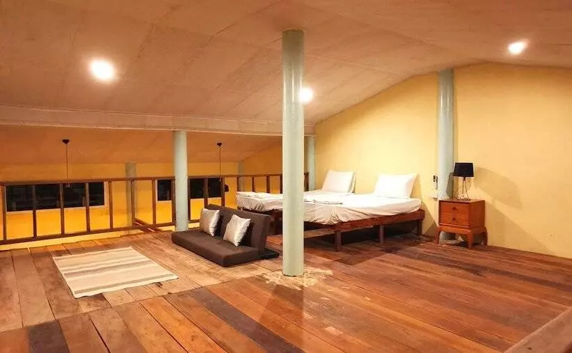 هتل Koh Mook Riviera Beach Resort