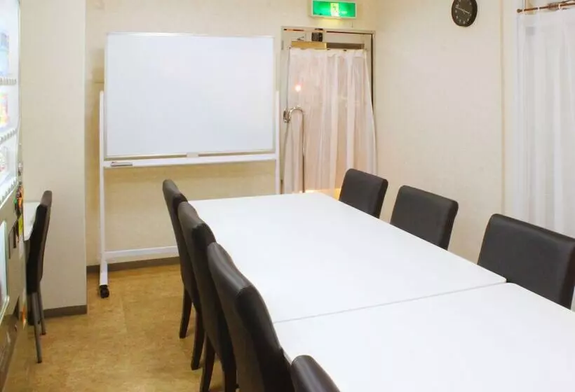 Hotel Livemax Budget Tokyo Hamura Ekimae