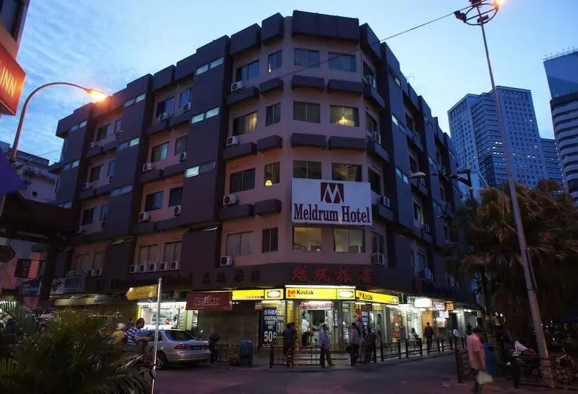 فندق Meldrum