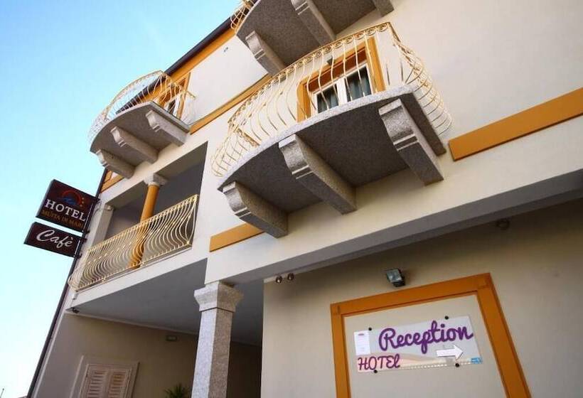 ホテル Muita Di Mari