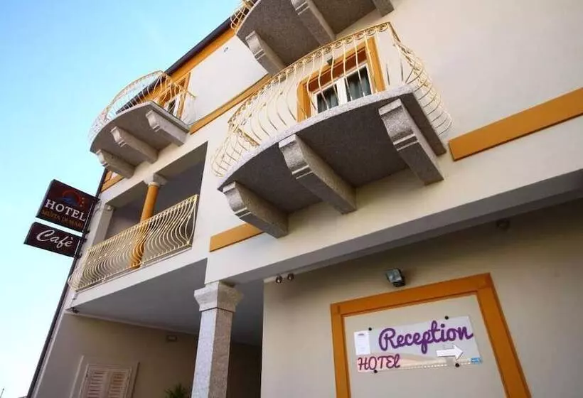 ホテル Muita Di Mari