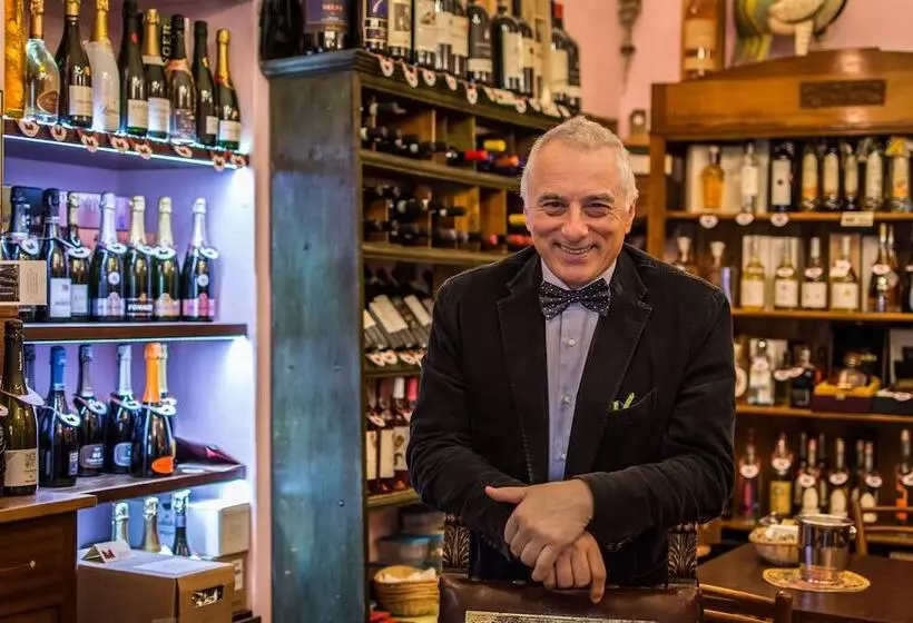 Отель Palazzo Pacini